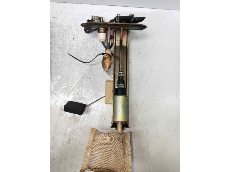 Recambio de bomba combustible para subaru legacy berl./familiar b11 (bd/bg) 2.2 cat referencia OEM IAM 42021AC012 SEIKI AFORADOR