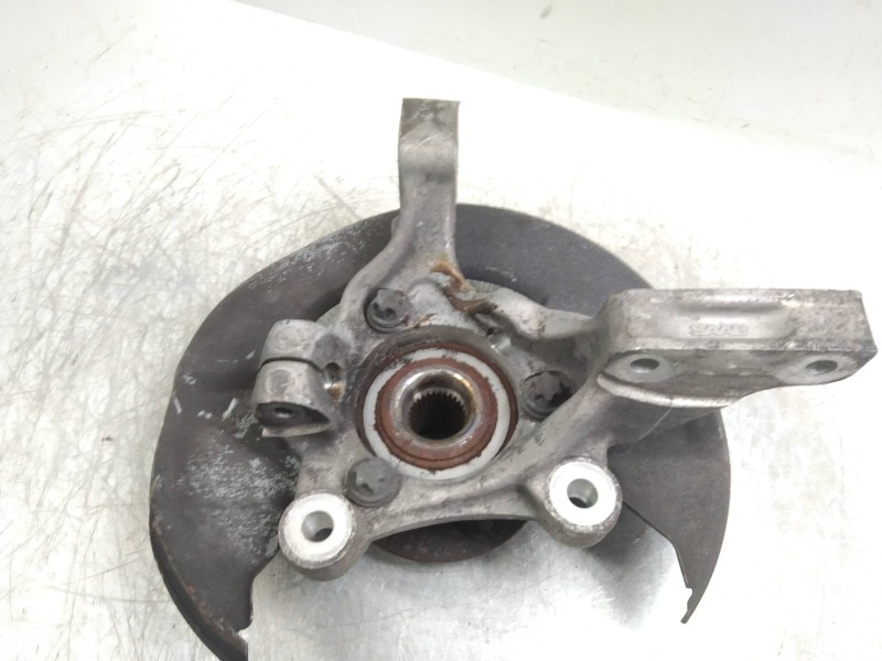 Recambio de mangueta delantera izquierda para saab 9-5 berlina 2.0 cat referencia OEM IAM   