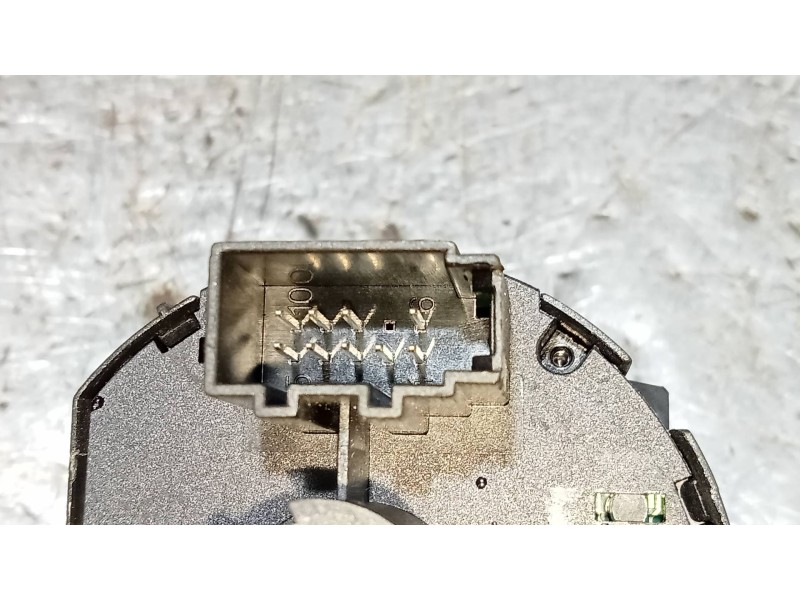 Recambio de mando luces para volkswagen golf vii lim. (bq1) sport referencia OEM IAM 5G0941431BD  