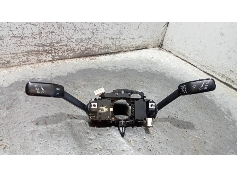 Recambio de mando luces para volkswagen golf vii lim. (bq1) sport referencia OEM IAM 5Q0953507FT 5Q0953513P 
