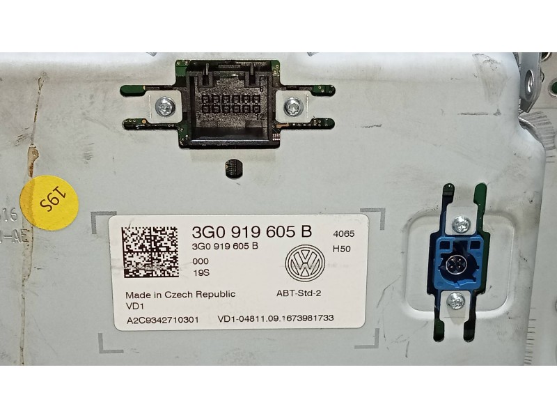 Recambio de pantalla multifuncion para volkswagen golf vii lim. (bq1) sport referencia OEM IAM 3G0919605B A2C9342710301 