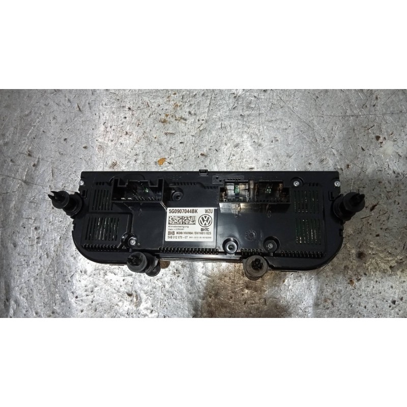 Recambio de mando calefaccion / aire acondicionado para volkswagen golf vii lim. (bq1) sport referencia OEM IAM 5G0907044BK 5HB0