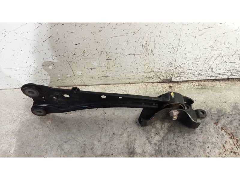 Recambio de brazo suspension superior trasero derecho para lexus nx 300h 4wd referencia OEM IAM   