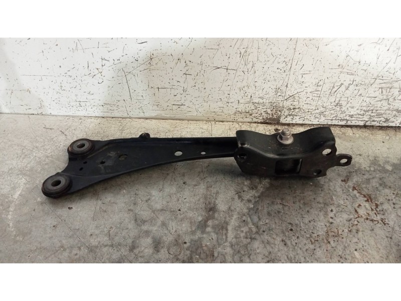 Recambio de brazo suspension superior trasero derecho para lexus nx 300h 4wd referencia OEM IAM   