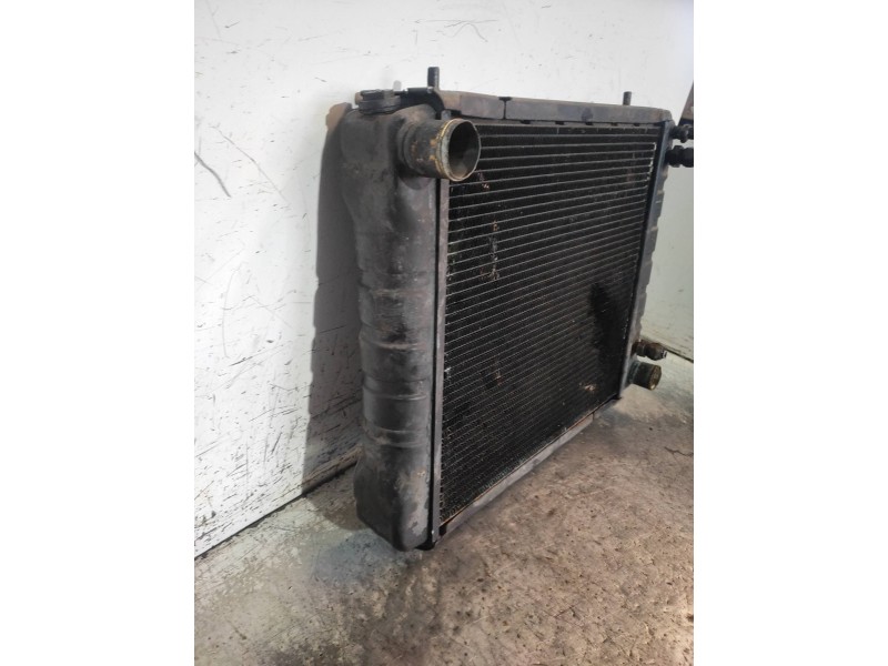 Recambio de radiador agua para land rover range rover 2.5 turbodiesel referencia OEM IAM   