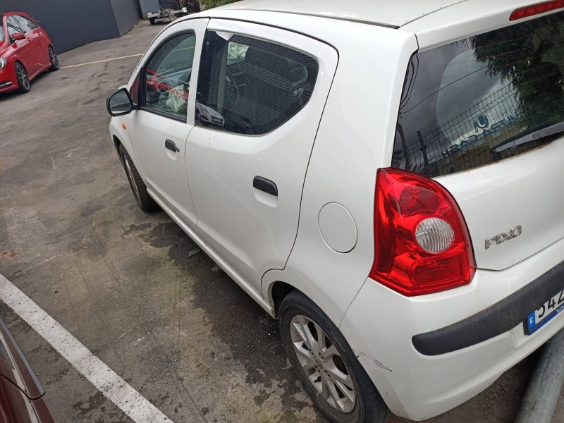 nissan pixo (uao) del año 2009