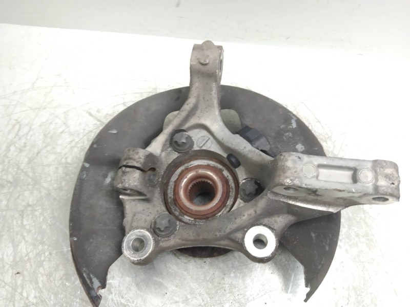 Recambio de mangueta delantera izquierda para saab 9-5 berlina 2.3 turbo cat referencia OEM IAM   