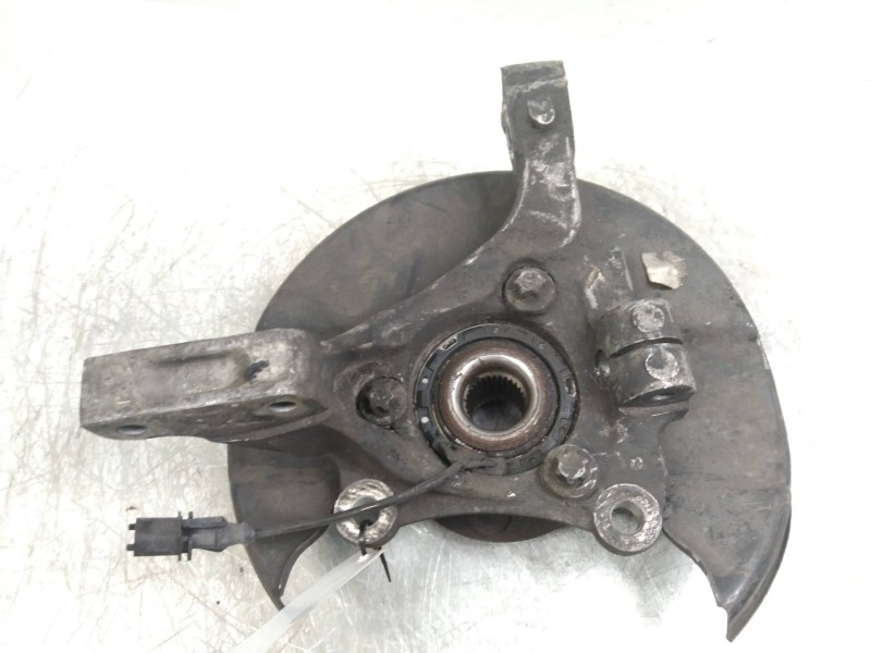 Recambio de mangueta delantera derecha para saab 9-3 berlina 2.2 tid linear referencia OEM IAM   