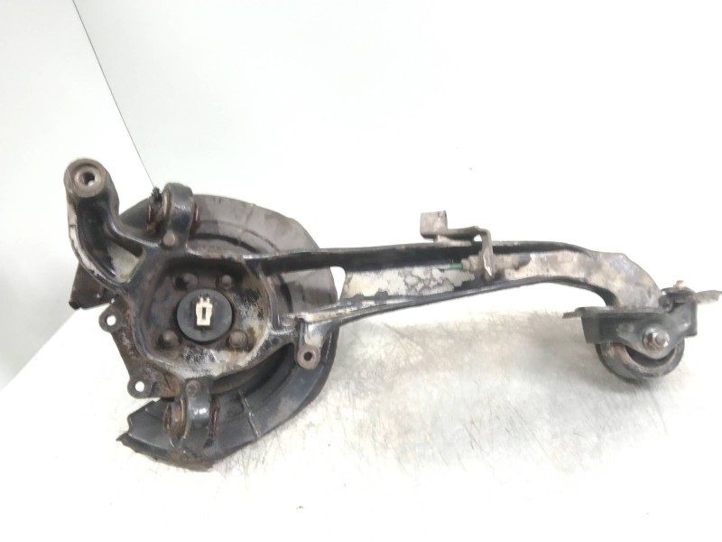 Recambio de mangueta trasera derecha para saab 9-5 berlina 2.0 cat referencia OEM IAM   