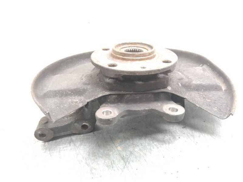 Recambio de mangueta delantera izquierda para saab 9000 / 9000 cs 2.3 cat referencia OEM IAM   
