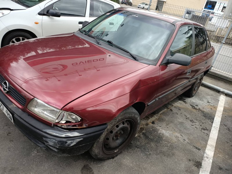 opel astra f berlina del año 1994