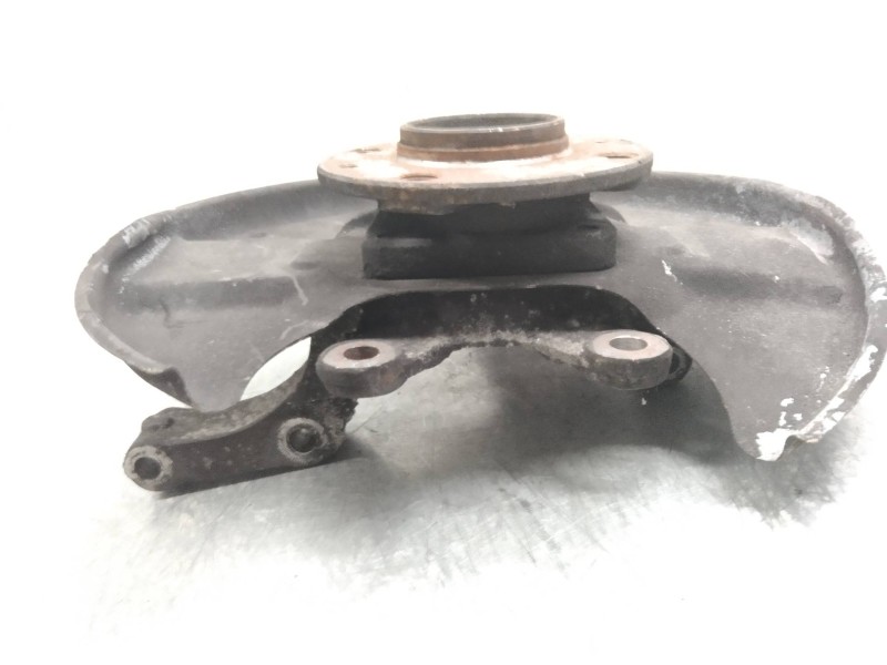 Recambio de mangueta delantera izquierda para saab 9000 / 9000 cs 2.0 cat referencia OEM IAM   