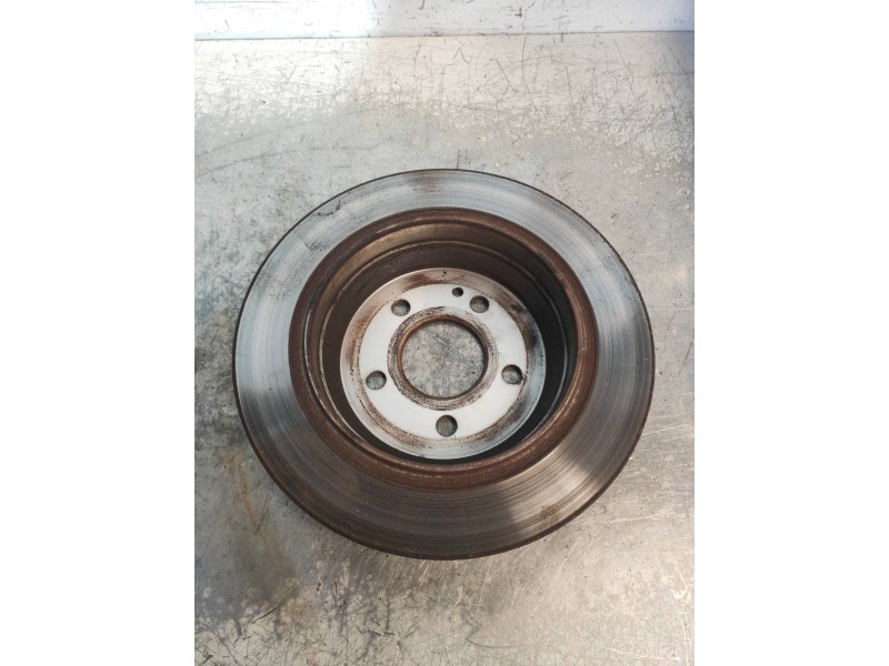 Recambio de disco freno trasero para mercedes vito kasten (639) 113 cdi lang (639.603) referencia OEM IAM   