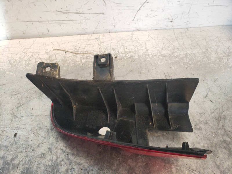 Recambio de piloto trasero derecho para mercedes vito kasten (639) 113 cdi lang (639.603) referencia OEM IAM A6398202164  