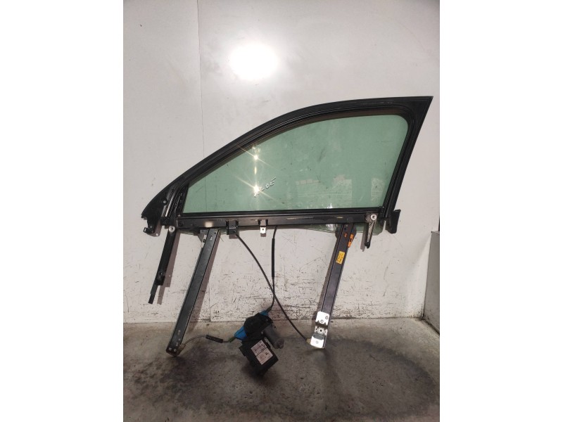 Recambio de elevalunas delantero derecho para seat exeo st (3r5)(2009>) sport referencia OEM IAM 8E0837462C 8E1959802G 