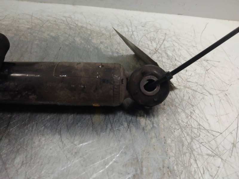 Recambio de amortiguador trasero para saab 9-3 berlina 2.0 cat referencia OEM IAM 4906475 814901553066 