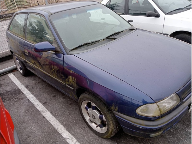 opel astra f berlina del año 1995