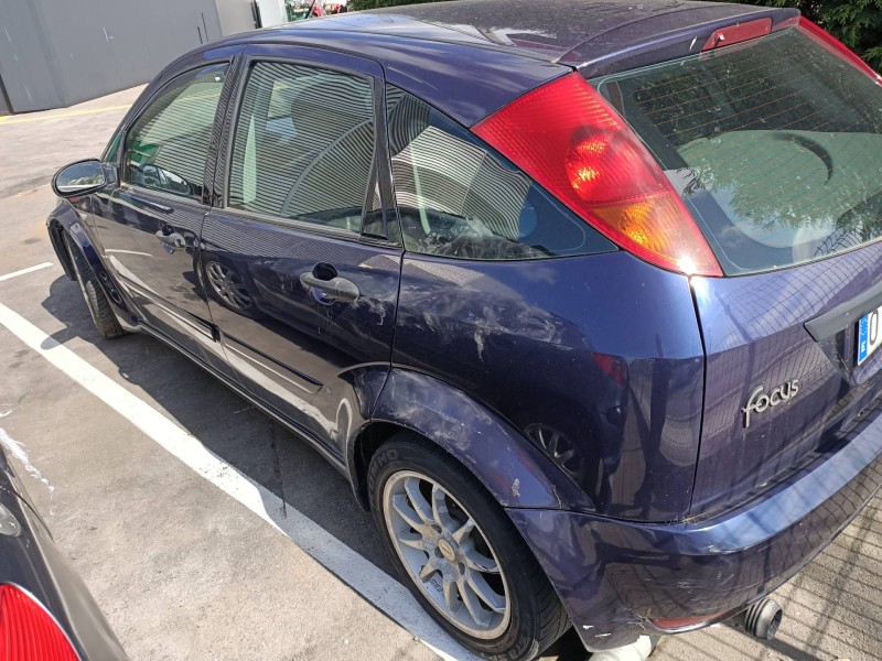 ford focus berlina (cak) del año 1999