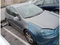 volkswagen golf v berlina (1k1) del año 2004