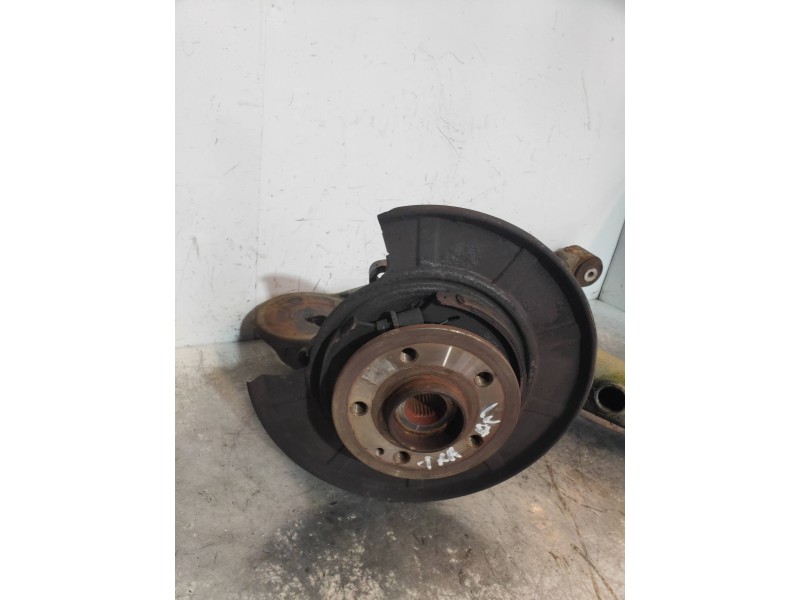 Recambio de mangueta trasera derecha para mercedes vito kasten (639) 113 cdi lang (639.603) referencia OEM IAM A6393522504  