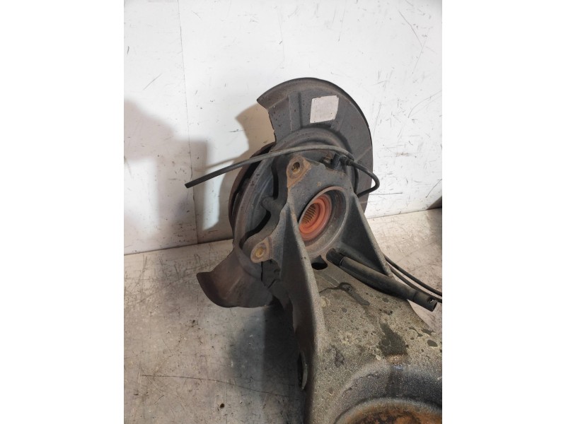 Recambio de mangueta trasera izquierda para mercedes vito kasten (639) 113 cdi lang (639.603) referencia OEM IAM 6393522404  