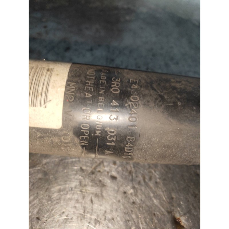 Recambio de amortiguador delantero izquierdo para seat exeo st (3r5)(2009>) sport referencia OEM IAM 3R0413031A  