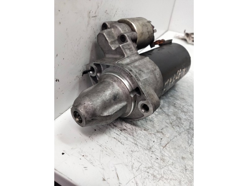 Recambio de motor arranque para mercedes clase cls (w219) 500 (219.375) referencia OEM IAM 00011510601  