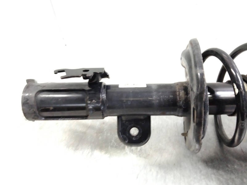 Recambio de amortiguador delantero izquierdo para toyota corolla (e15) 2.0 turbodiesel cat referencia OEM IAM 4852012A70  