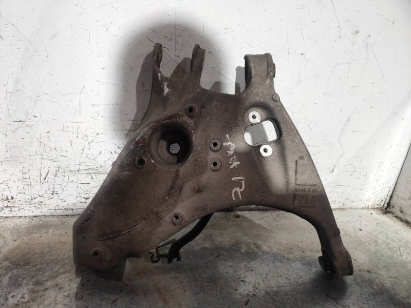 Recambio de brazo suspension inferior trasero izquierdo para seat exeo st (3r5)(2009>) sport referencia OEM IAM 8E0505311  