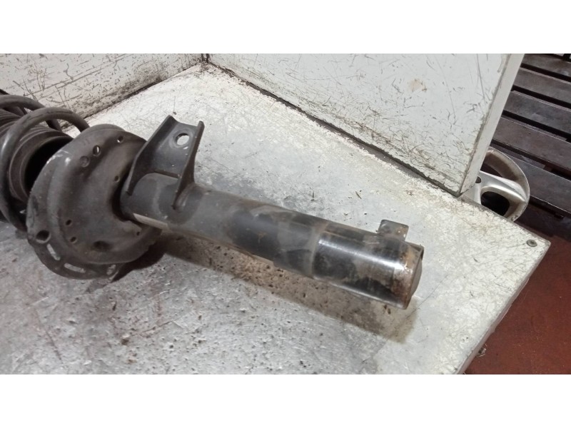 Recambio de amortiguador delantero izquierdo para volkswagen golf vii lim. (bq1) sport referencia OEM IAM 5Q0412014MR  