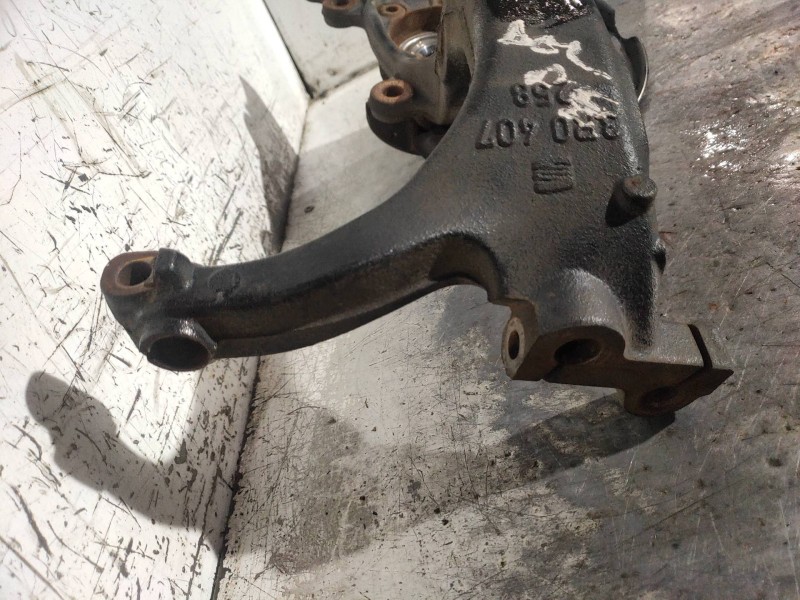 Recambio de mangueta delantera derecha para seat exeo st (3r5)(2009>) sport referencia OEM IAM   