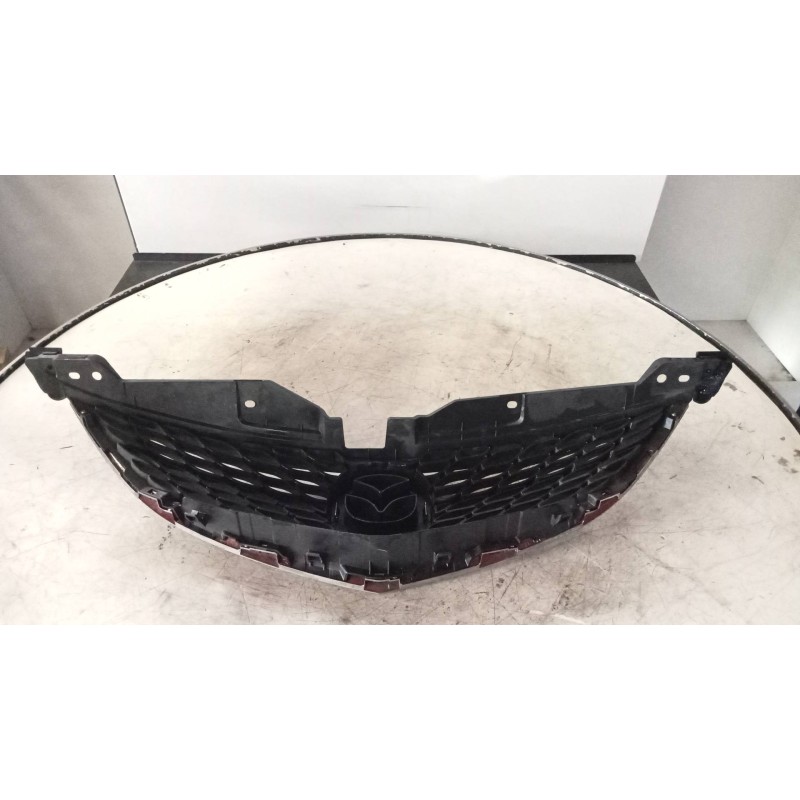 Recambio de rejilla delantera para mazda 6 kombi (gh) 2.0 crtd 140cv active sw referencia OEM IAM GS1D50712  