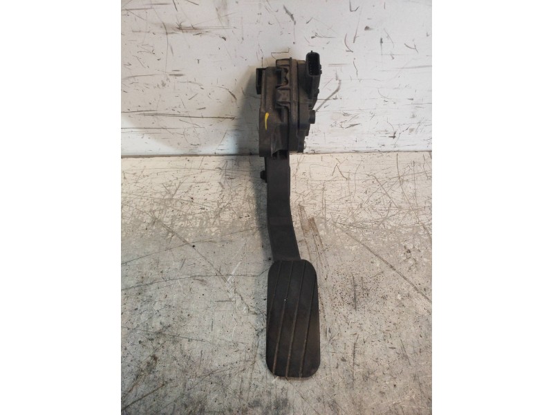 Recambio de potenciometro pedal para renault master kombi l1h1 3,0t referencia OEM IAM 8200672367C 6PV00997800 