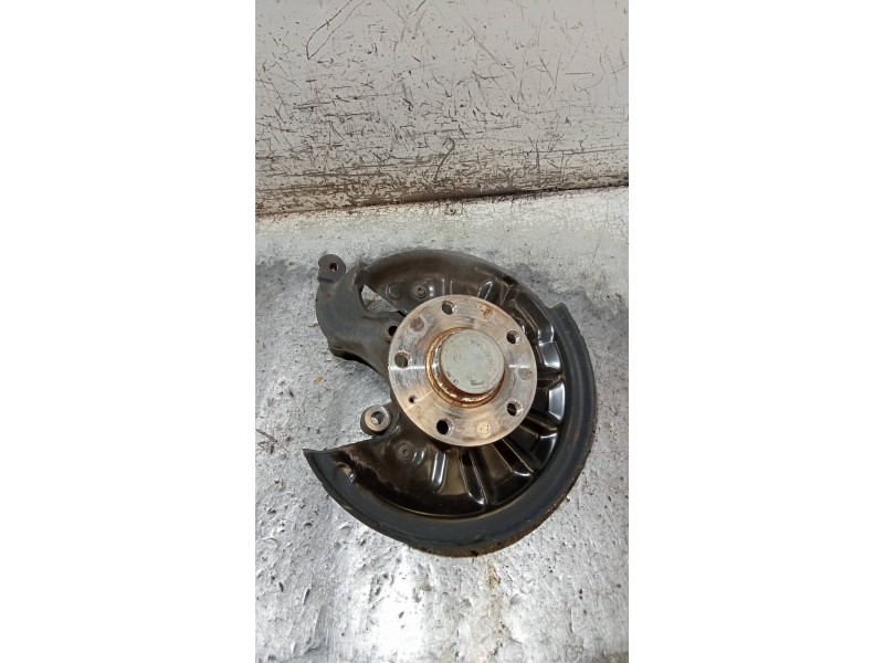 Recambio de mangueta trasera derecha para volkswagen golf vii lim. (bq1) sport referencia OEM IAM   