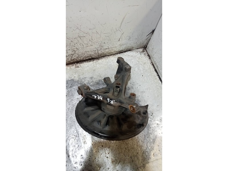 Recambio de mangueta trasera derecha para volkswagen golf vii lim. (bq1) sport referencia OEM IAM   