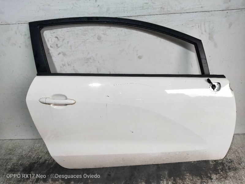 Recambio de puerta delantera derecha para kia rio uefa euro 2016 referencia OEM IAM   3P