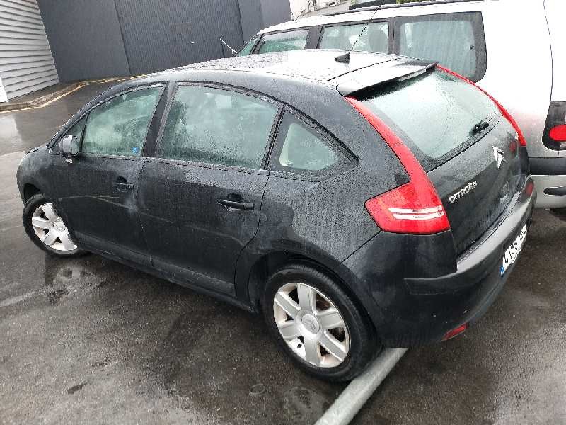 citroen c4 berlina del año 2012