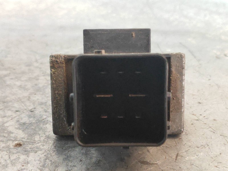 Recambio de caja precalentamiento para renault master kombi l1h1 3,0t referencia OEM IAM 8200859243  NAGARES