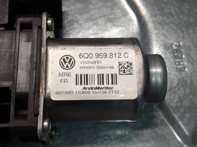Recambio de elevalunas trasero derecho para volkswagen polo (9n3) advance referencia OEM IAM 6Q4839402L 6Q0959812C 5P