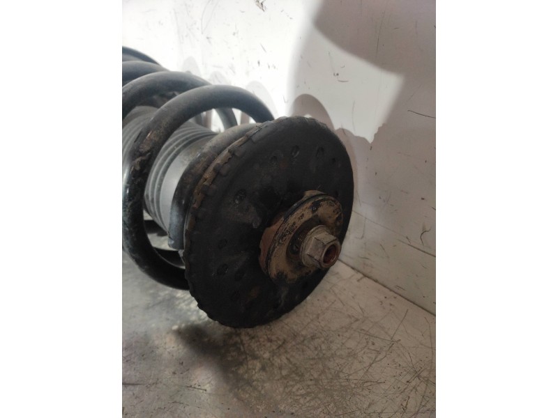 Recambio de amortiguador delantero derecho para renault master kombi l1h1 3,0t referencia OEM IAM   