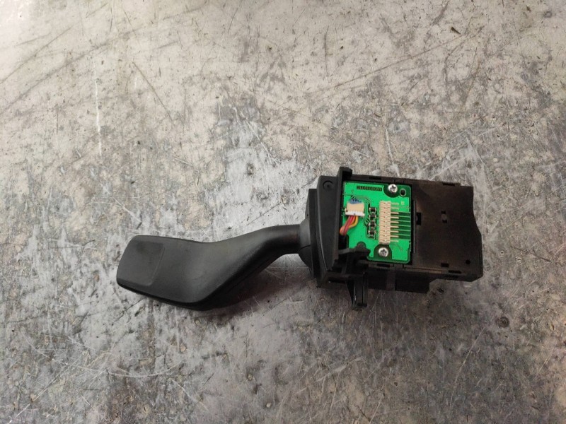 Recambio de mando luces para ford mondeo ber. (ca2) titanium referencia OEM IAM 6G9T13335BE  