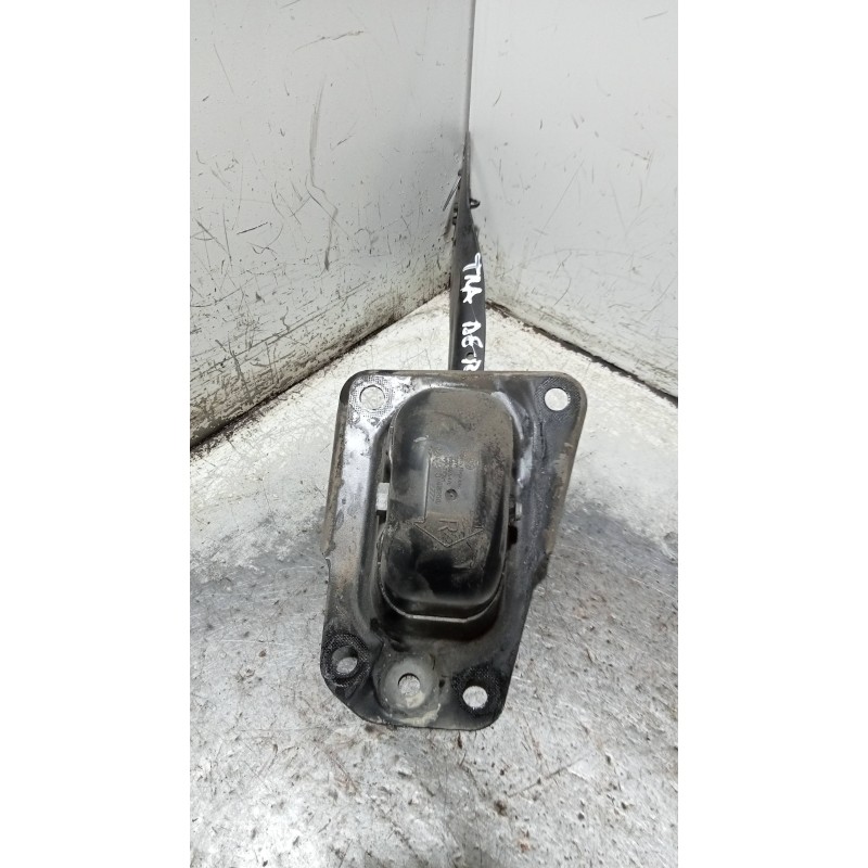 Recambio de brazo suspension superior trasero derecho para volkswagen golf vii lim. (bq1) sport referencia OEM IAM   