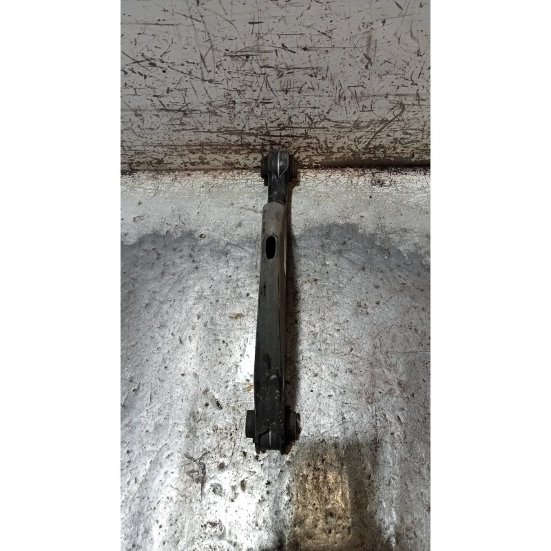 Recambio de brazo suspension superior trasero derecho para volkswagen golf vii lim. (bq1) sport referencia OEM IAM 5Q0505323D  