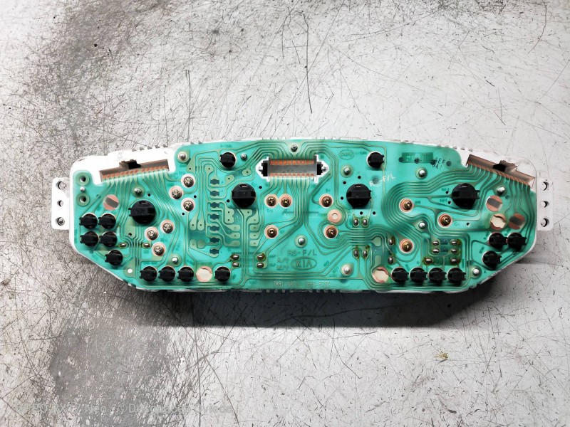 Recambio de cuadro instrumentos para kia carens 2.0 crdi ex monovolumen referencia OEM IAM 200399400K 20050527 OK2KC55430A
