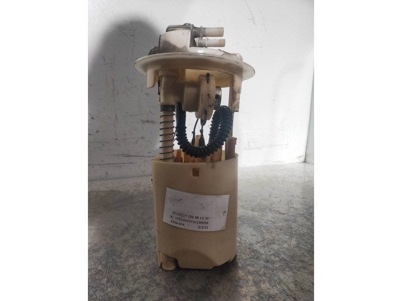 Recambio de bomba combustible para peugeot 206 berlina xn referencia OEM IAM 09730689900 9633294680 