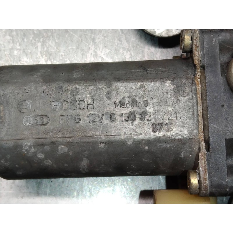 Recambio de elevalunas delantero derecho para renault megane i fase 2 berlina (ba0) 1.9 d expression referencia OEM IAM 01308217