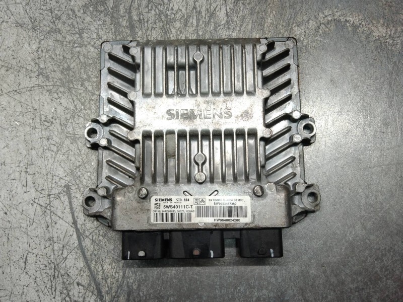Recambio de centralita motor uce para citroen c2 sx referencia OEM IAM 5WS40111CT SW9653447380 HW9648624280 SID804