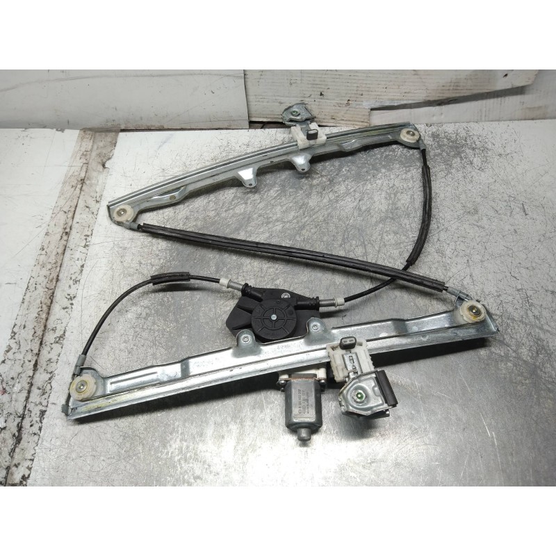 Recambio de elevalunas delantero derecho para mitsubishi colt berlina 5 (z30a) 1.3 inform (d) referencia OEM IAM 0130822207  5P