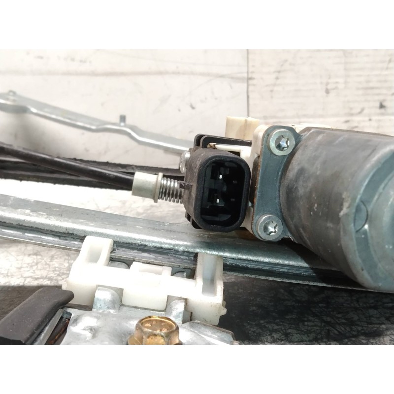 Recambio de elevalunas delantero derecho para mitsubishi colt berlina 5 (z30a) 1.3 inform (d) referencia OEM IAM 0130822207  5P