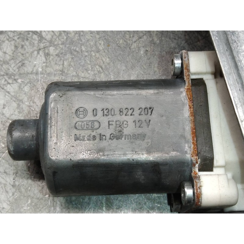 Recambio de elevalunas delantero derecho para mitsubishi colt berlina 5 (z30a) 1.3 inform (d) referencia OEM IAM 0130822207  5P